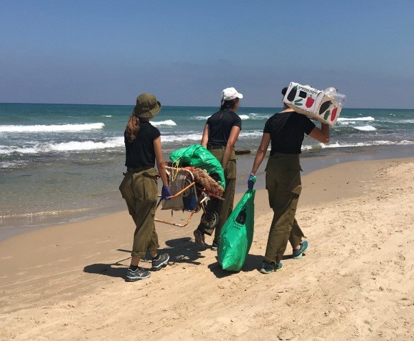 צבא הגנה לטבע בפולג 1 - צילמה אתי נפרין.jpg