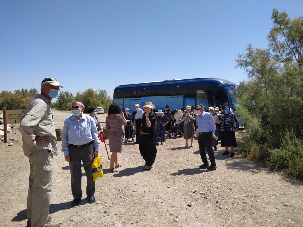 טיול הגיל השלישי - צילמה אדית טיבי