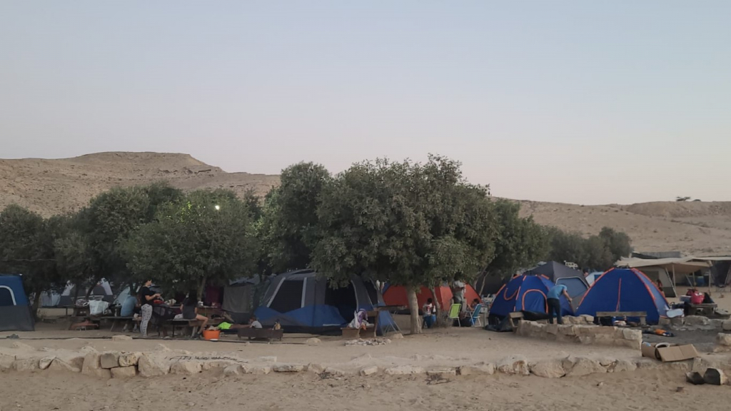 חניון לילה ממשית. צילום רינת רוסו סוכות