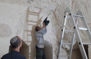 קידוח והכנה להתקנת עוגני הסלע קידוח והכנה להתקנת עוגני הסלע